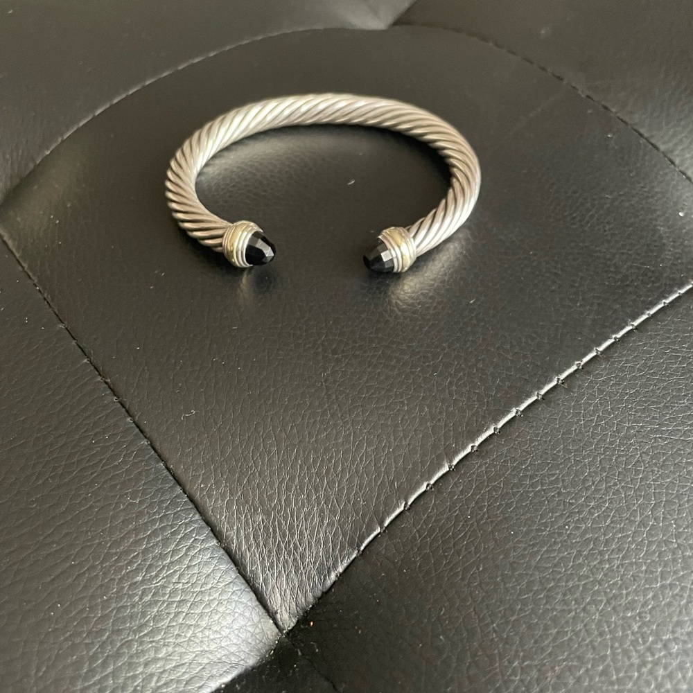 David Yurman Cable Classic Bracelet Onyx and 14K Yellow Gold size medium